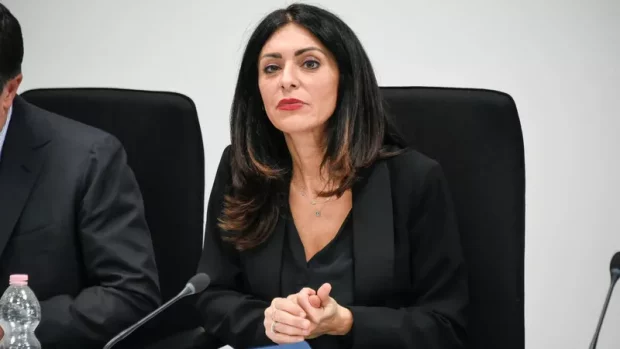 Il sano coraggio politico di Pina Picierno