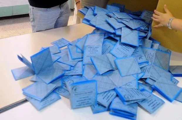 Ballottaggi Amministrative, urne chiuse