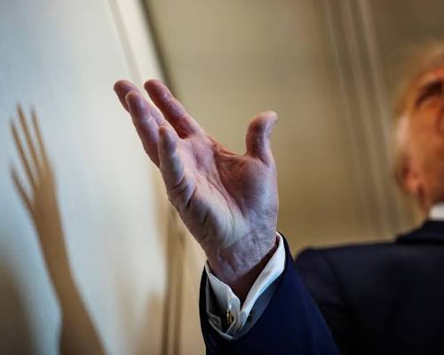 Dal Papa a Meloni, tutti gli attacchi di Trump ai leader: i precedenti