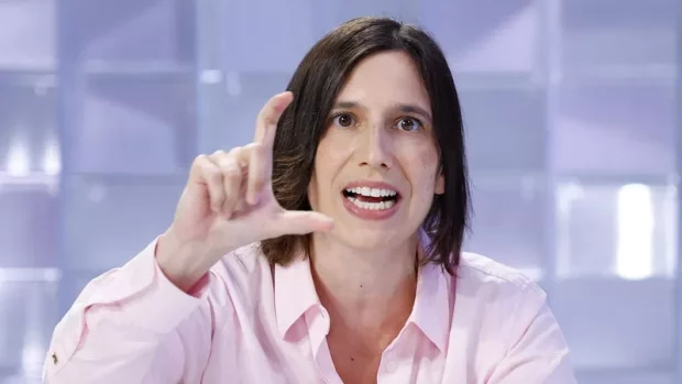 Elly Schlein ha un piano: l'ammucchiata last minute