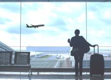 Voli, dopo 13 anni l’Ue sblocca la riforma: più diritti per i passeggeri e meno ostacoli ai rimborsi