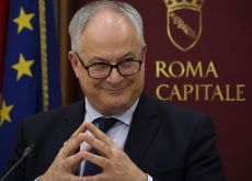 Le auto elettriche non piacciono al Campidoglio.