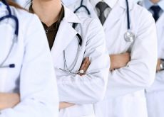 Bonus ai medici pubblici: 150 euro al mese
