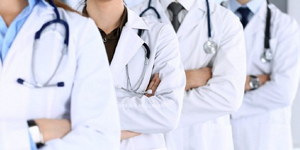 Bonus ai medici pubblici: 150 euro al mese