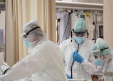 Medici no vax, braccio di ferro nella maggioranza