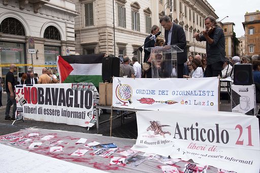 L’Ue avvia procedura d’infrazione per l’Italia su “querele temerarie”