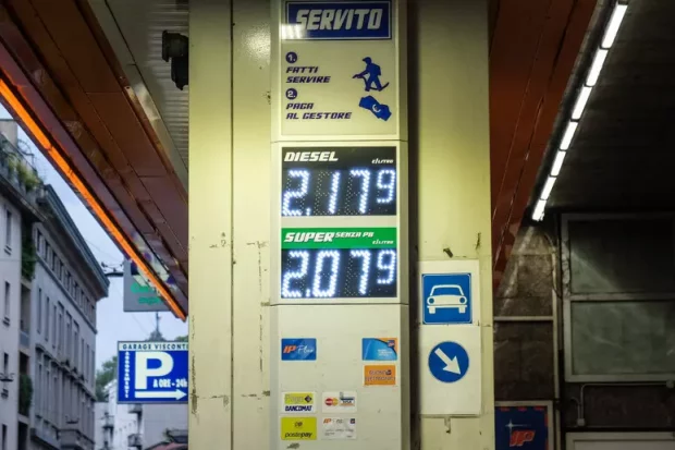 Accise, proroga fino al 5 settembre Il governo estende lo sconto sul gasolio: costo di circa 130 milioni.