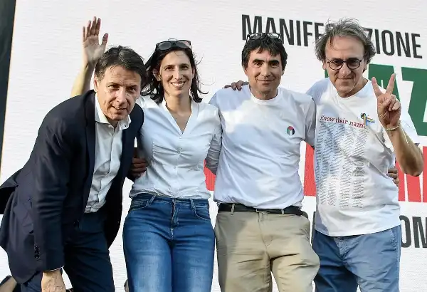 Il campo largo litiga prima ancora di partire