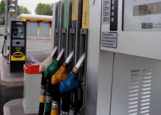Carburanti, continua la corsa della benzina
