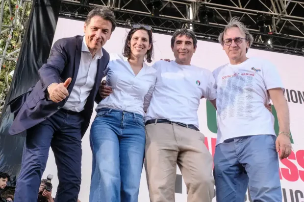 Campo largo, Pd sempre più a pezzi