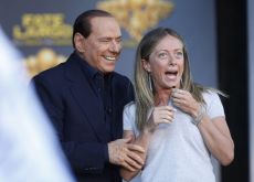 Meloni, il Cavaliere ritorna