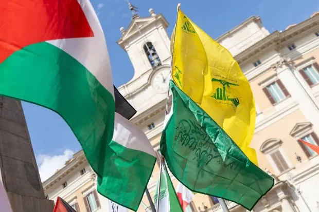 Frena il voto sul ddl antisemitismo in commissione, ma tra 20 giorni va in aula
