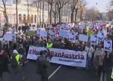 In Austria il velo sfida lo Stato