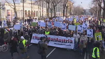 In Austria il velo sfida lo Stato