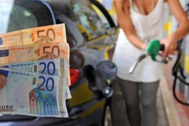 Carburanti, torna l’accisa piena: il diesel aumenta di 6 centesimi