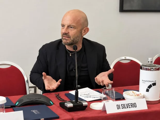 Medici in fuga dagli ospedali, Di Silverio: «Non abbiamo più tempo per noi stessi»