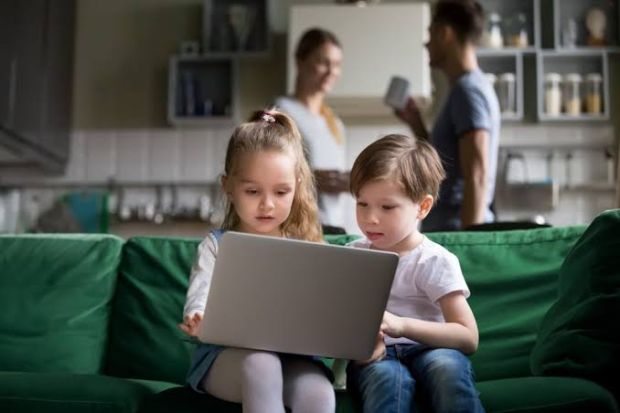 Arriva il parental control di WhatsApp per i teenager
